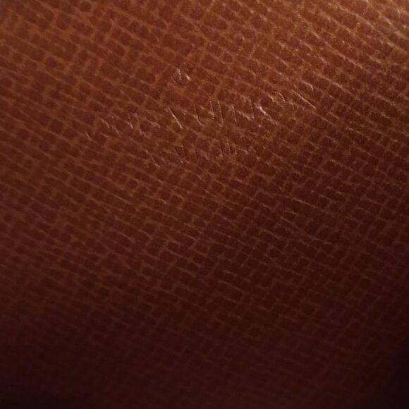 Louis Vuitton Monogram Kiss-lock Coin and Card Wallet - Picture 12 of 15